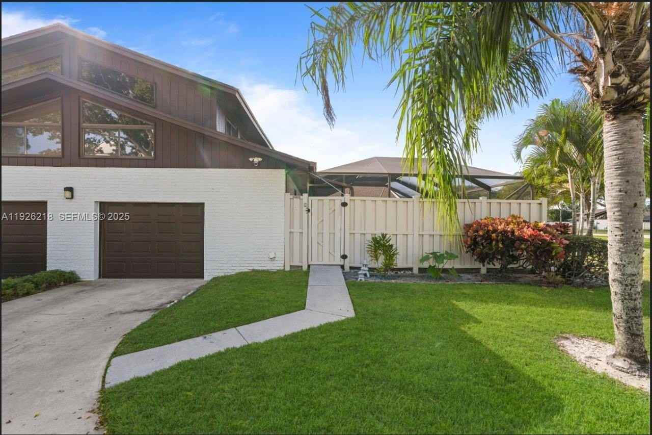 9568 Boca Gardens Parkway #B - Photo 4 of 50