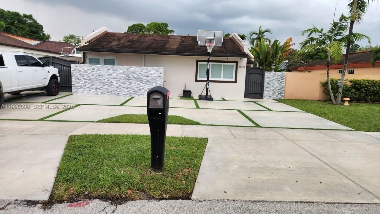 11521 Southwest 80th Terrace