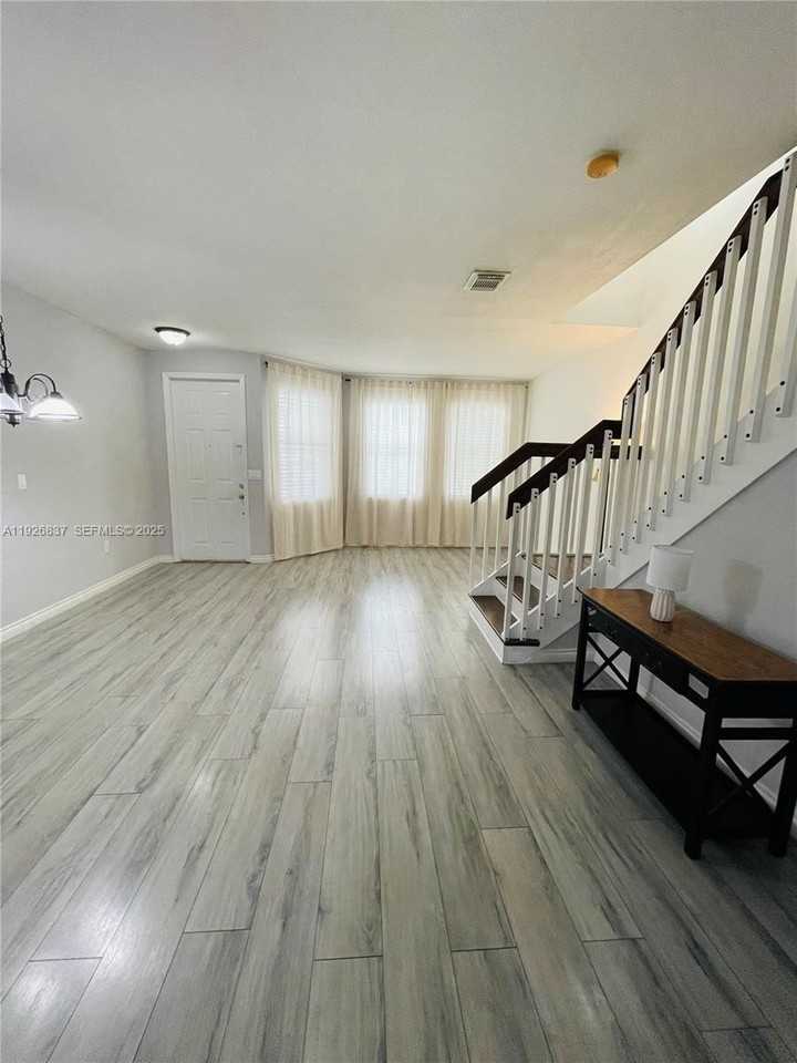 27312 SW 138th Path - Photo 5 of 41