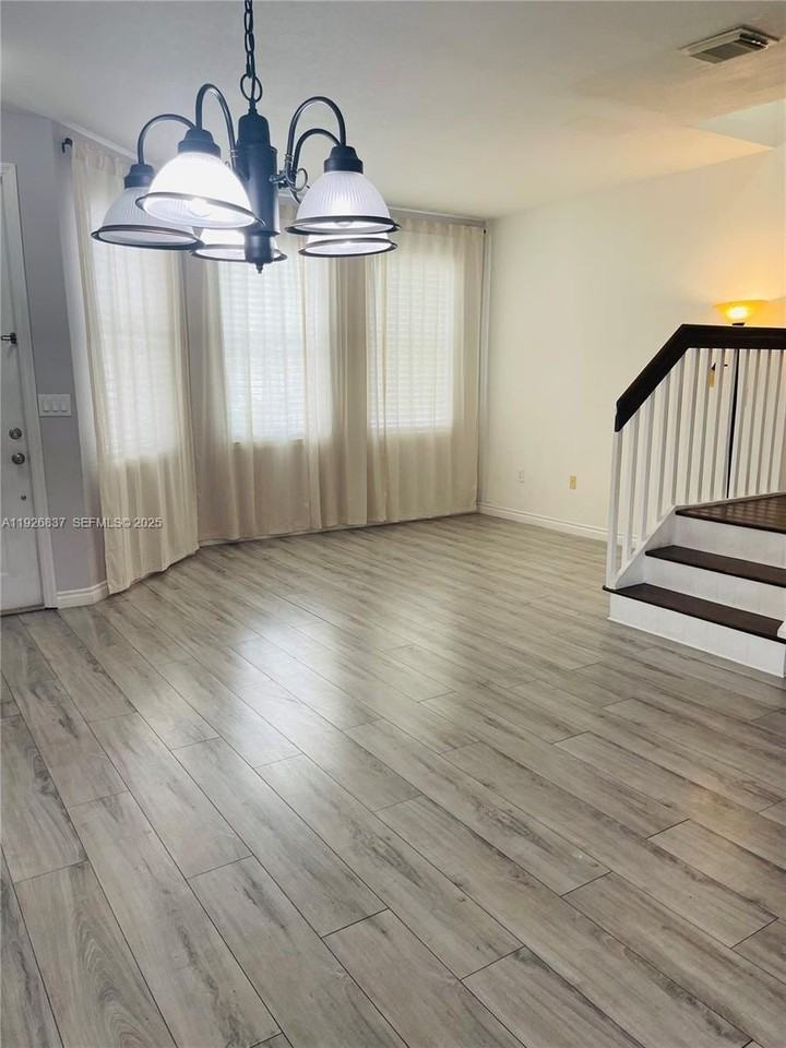 27312 SW 138th Path - Photo 6 of 41