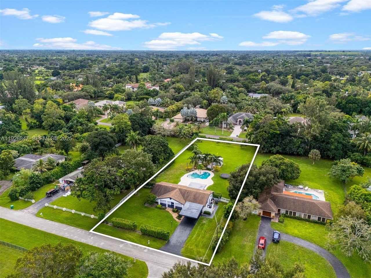 14330 Sw 16th St - Photo 3 of 50