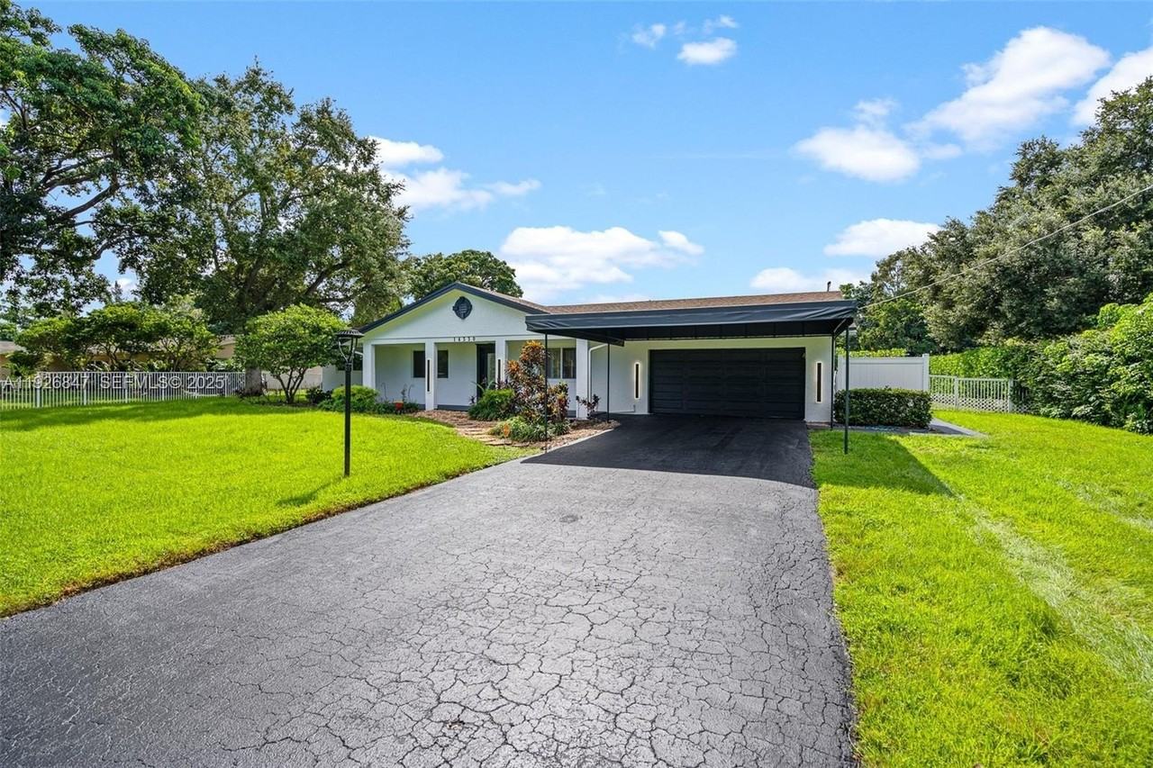 14330 Sw 16th St - Photo 5 of 50