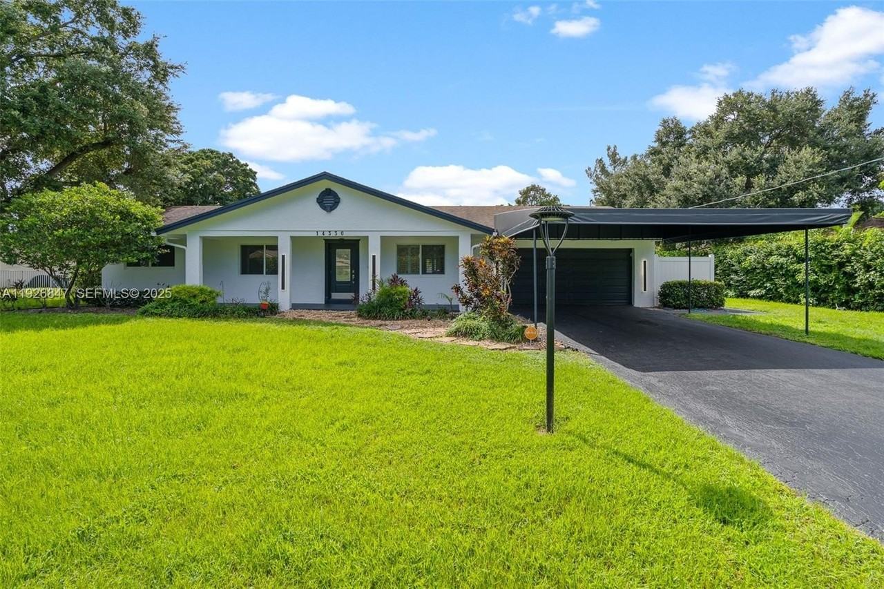 14330 Sw 16th St - Photo 6 of 50