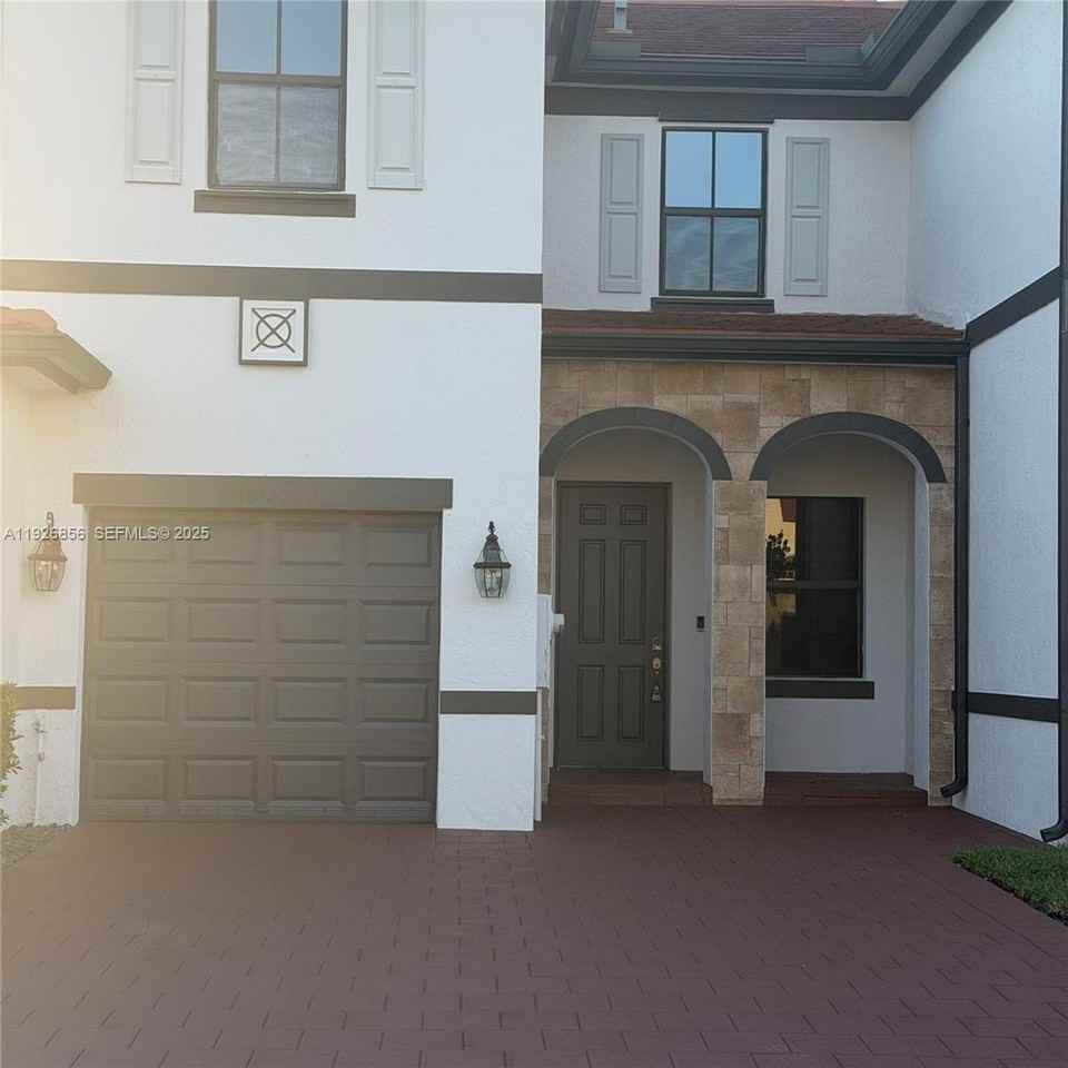 10320 West 33rd Lane - Photo 2 of 29