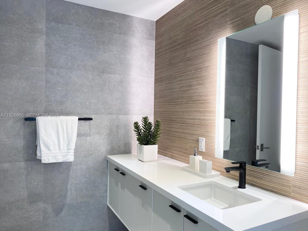 9121 Sw 85th St #2 - Photo 4 of 26