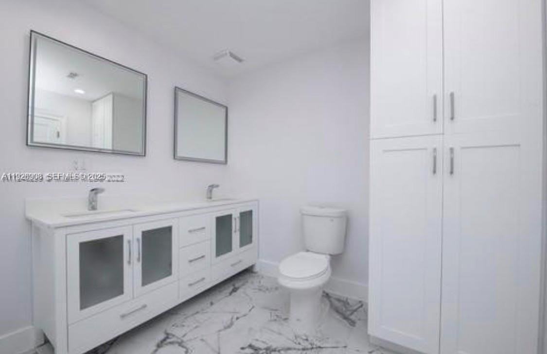 3748 Southwest 148th Place #0 - Photo 5 of 14