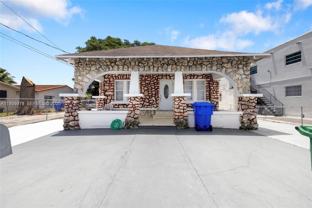 1922 Northwest 4th Street #A - Photo 1 of 1