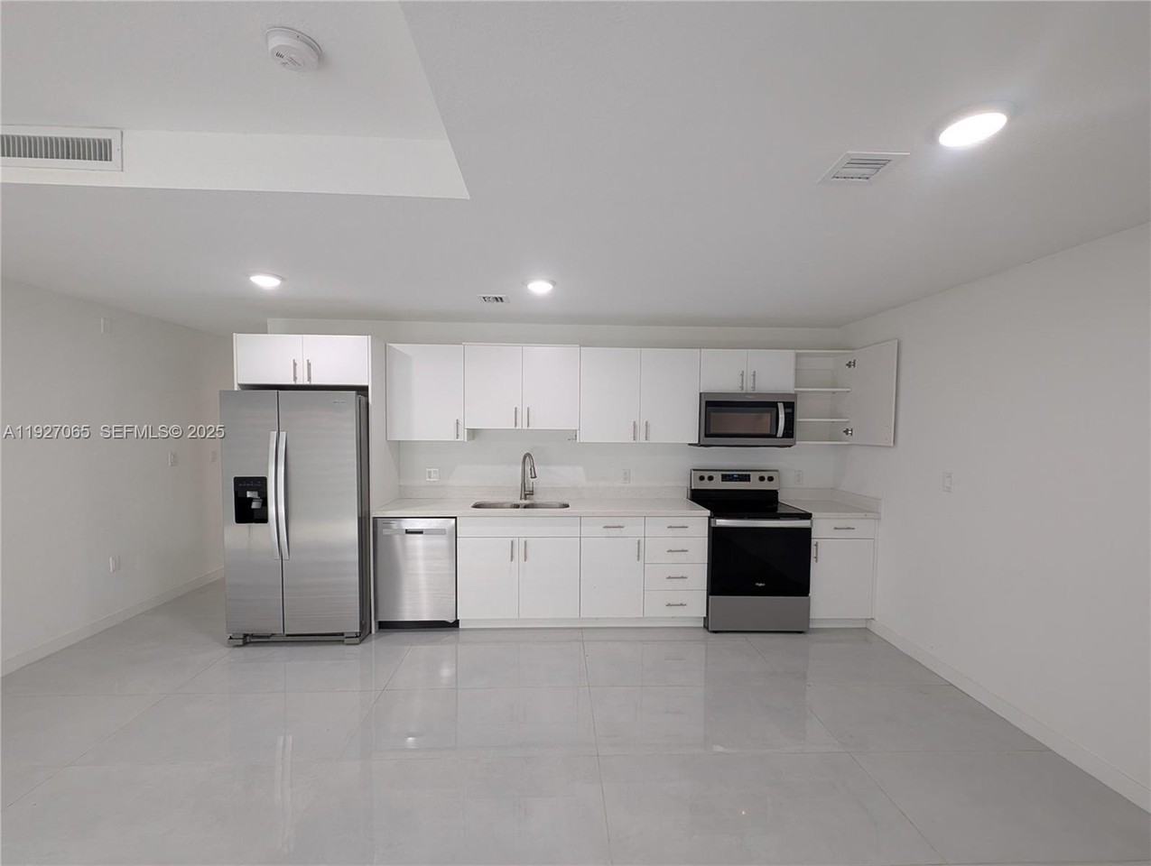 26124 Sw 146th Ave #26124 - Photo 3 of 13