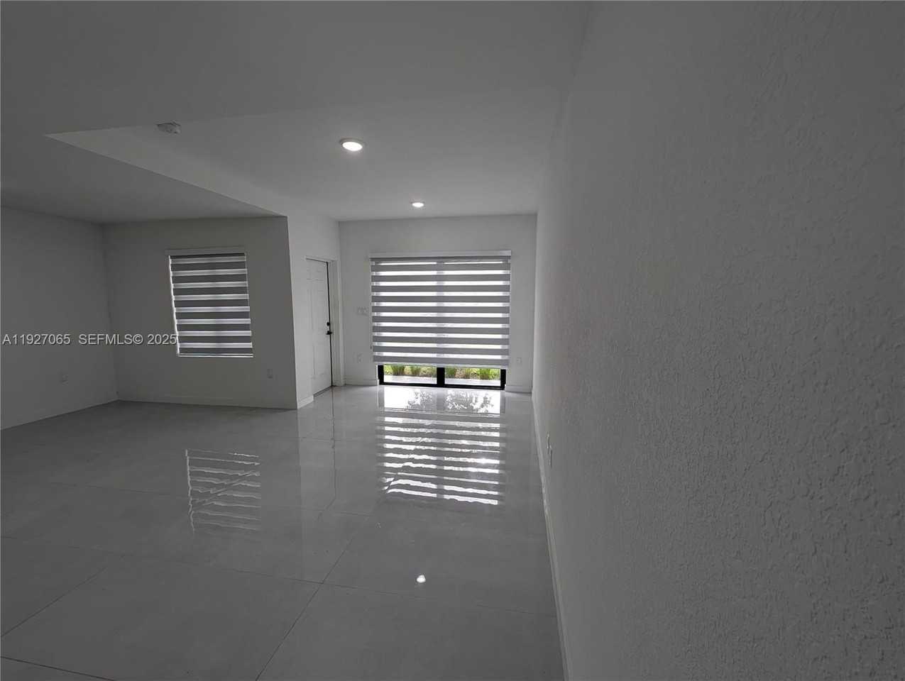 26124 Sw 146th Ave #26124 - Photo 5 of 13