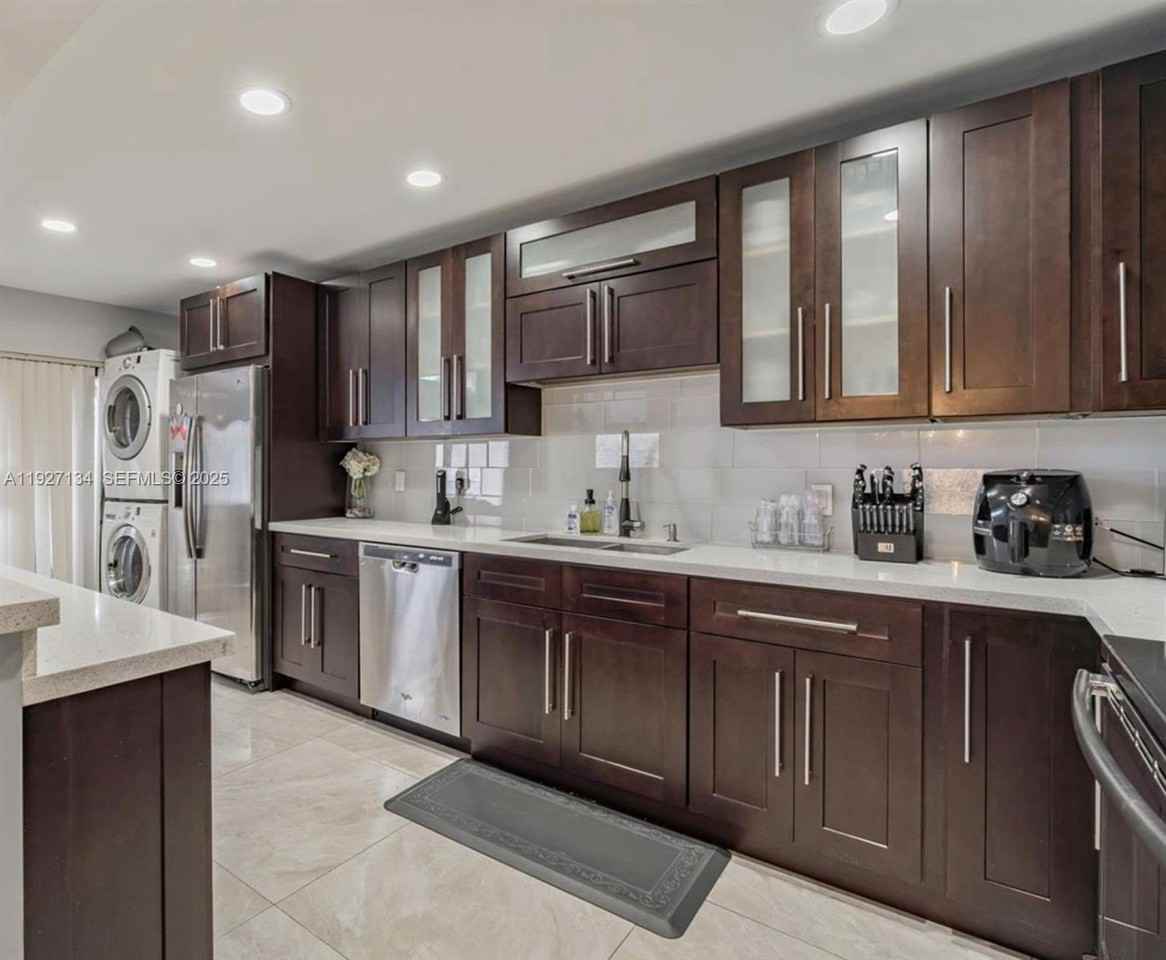 550 Nw 210th St #102-29 - Photo 3 of 13