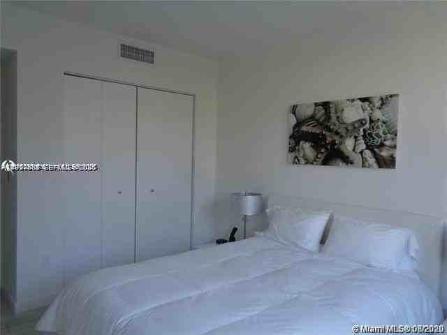 2600 East Hallandale Beach Boulevard #T301 - Photo 7 of 27