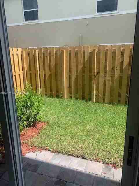 484 Northeast 5th Street #484 - Photo 3 of 13