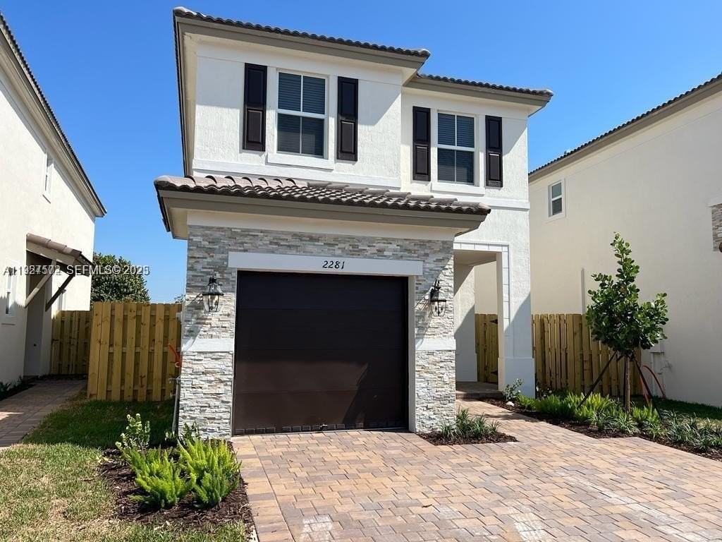 2281 Nw 131st Cir - Photo 4 of 48