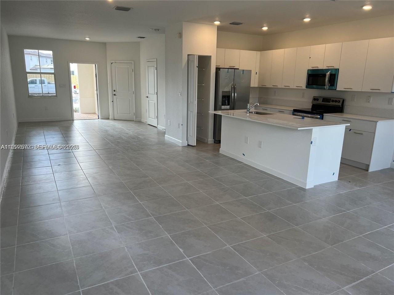 2281 Nw 131st Cir - Photo 5 of 48