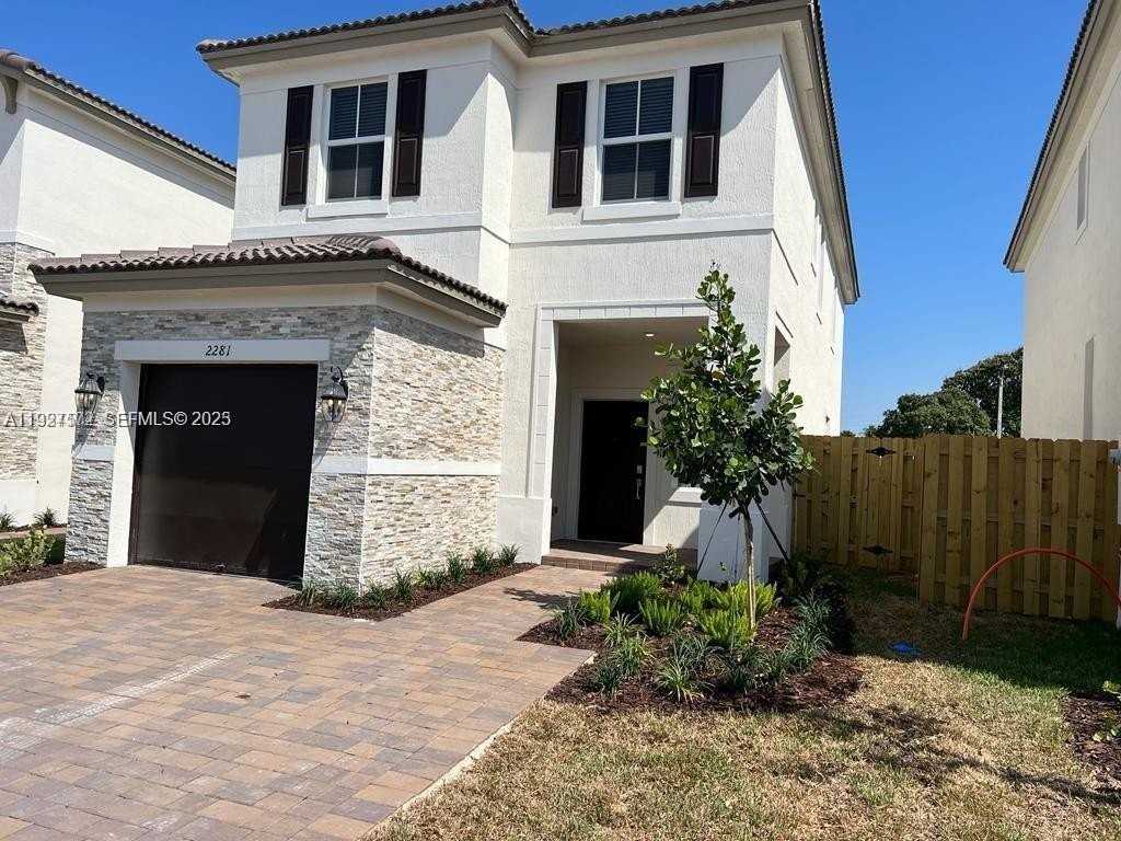 2281 Nw 131st Cir - Photo 6 of 48