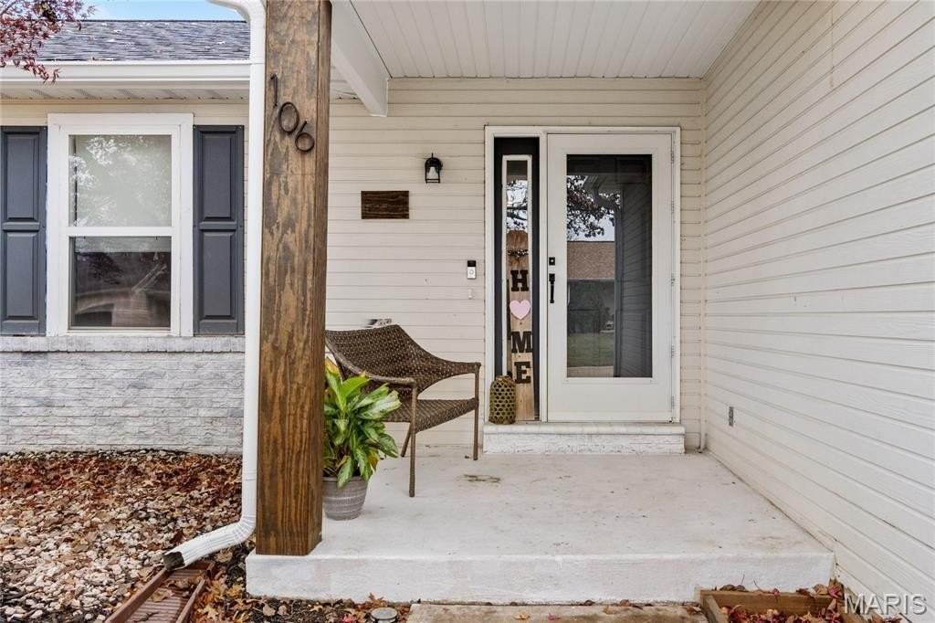 106 Mount Olympus Court - Photo 2 of 8