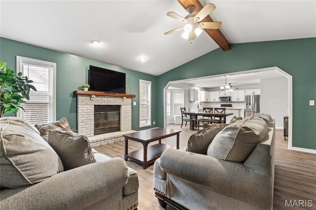 106 Mount Olympus Court - Photo 3 of 8