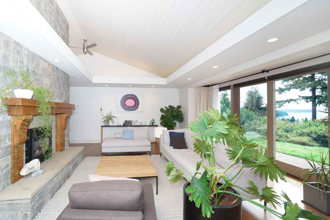 6208 Summit Place - Photo 4 of 23