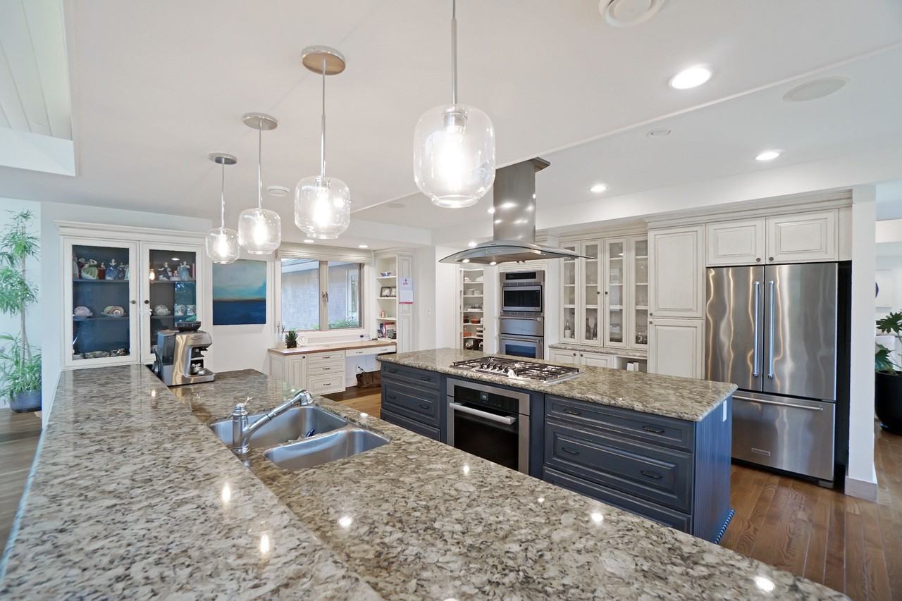 6208 Summit Place - Photo 6 of 23