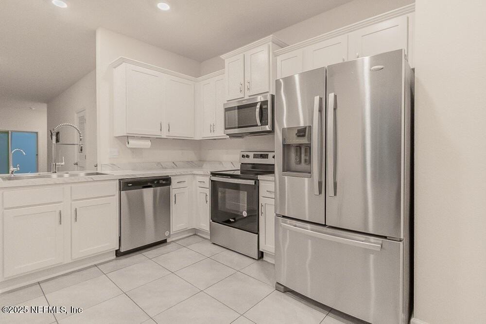 957 Observatory Pkwy - Photo 2 of 27