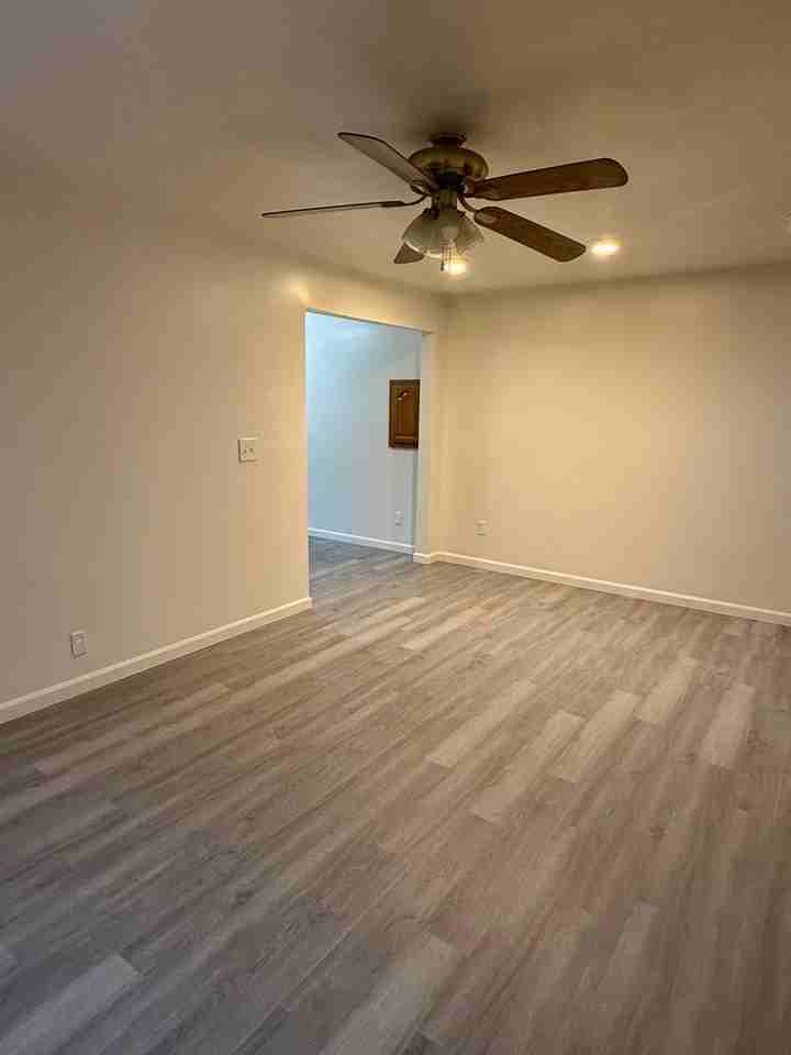 249 Gregory Drive - Photo 3 of 12