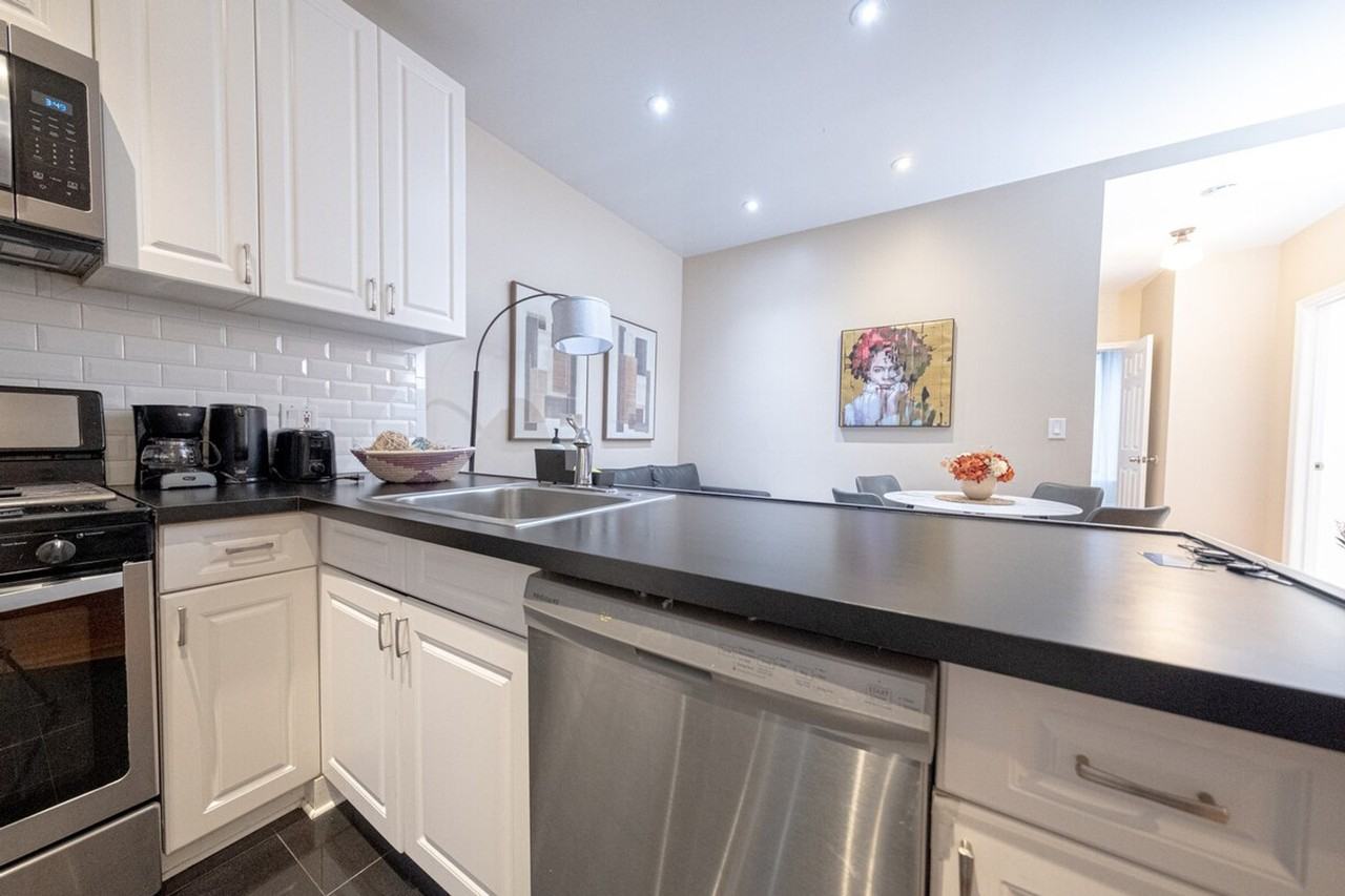 230 W 113th St #1032010P - Photo 4 of 50