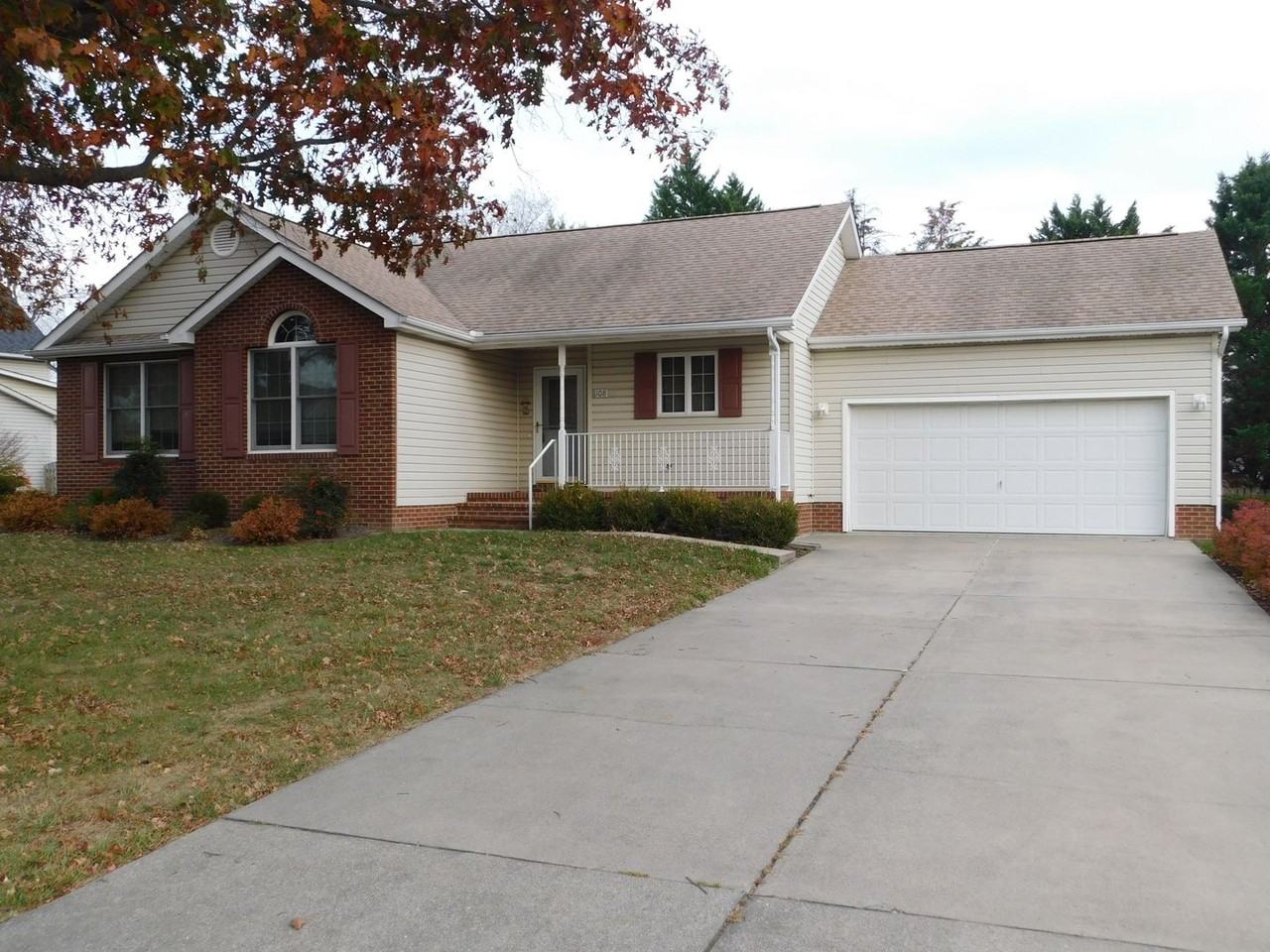 108 Senseny Glen Drive - Photo 2 of 21