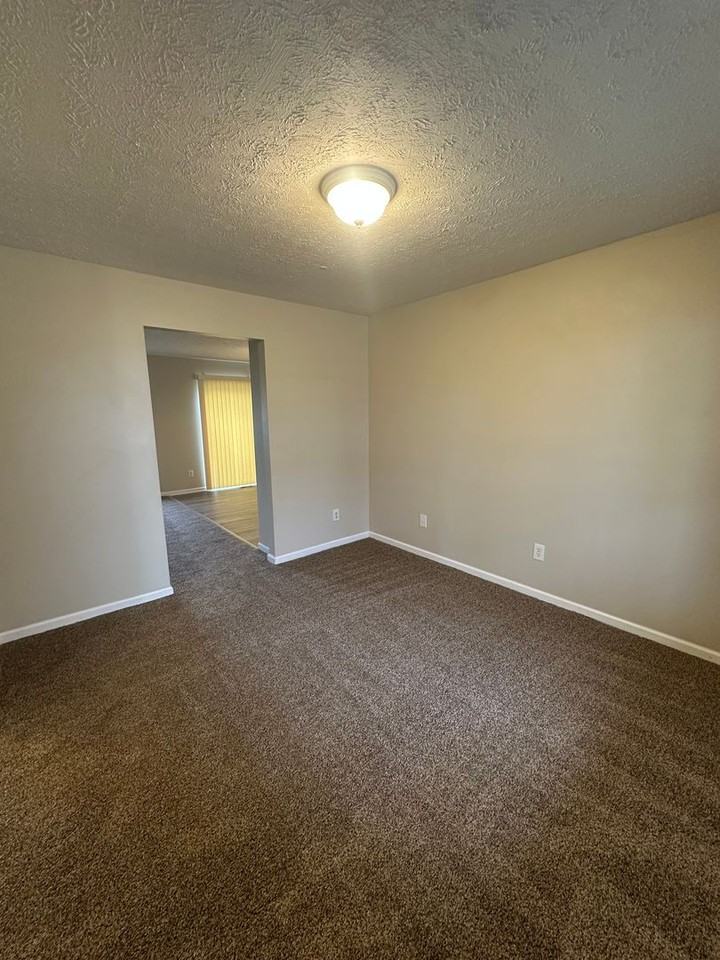 14204 Victory Ridge Dr - Photo 3 of 28