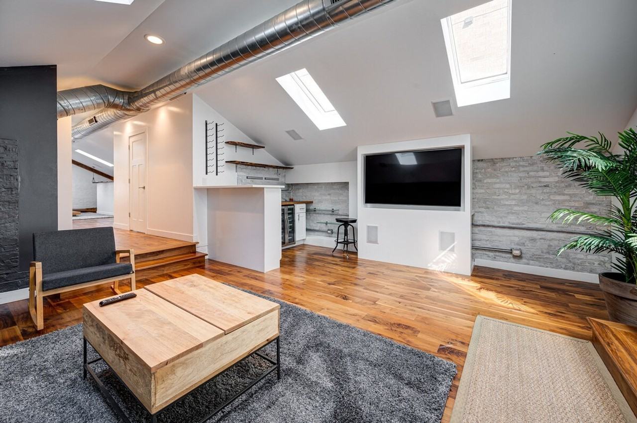 1519 West Superior Street - Photo 4 of 61