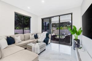 featured image of 826 Southwest 14th Court