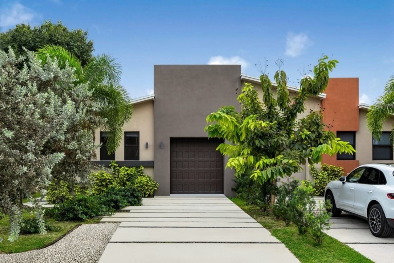 826 Sw 14th Ct #1287063P - Photo 5 of 21