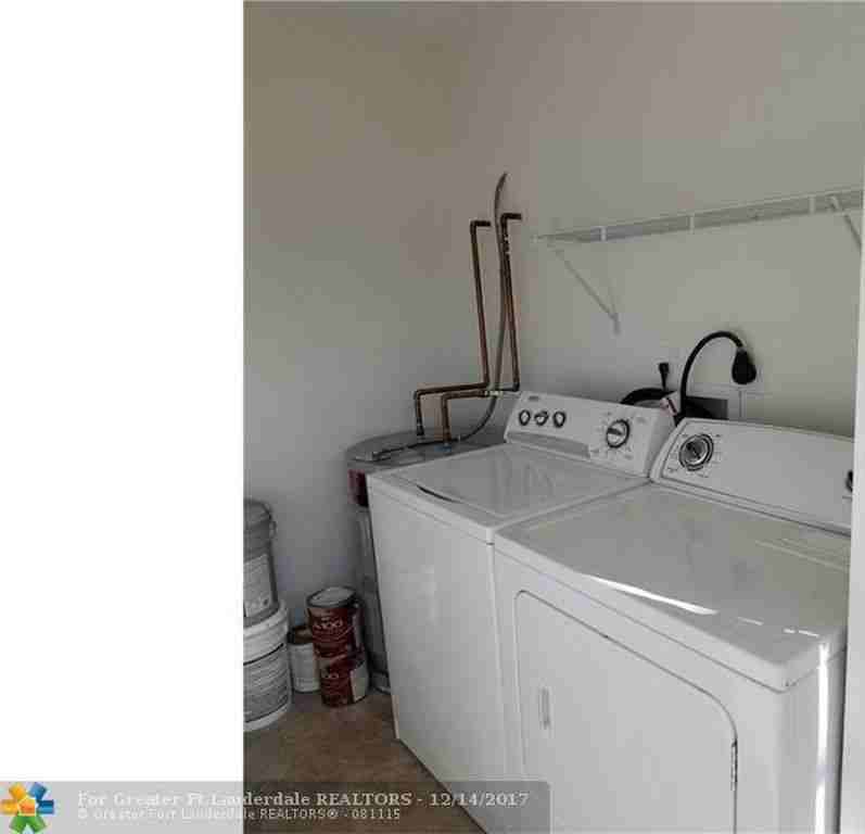 5221 Eadie Pl - Photo 6 of 17