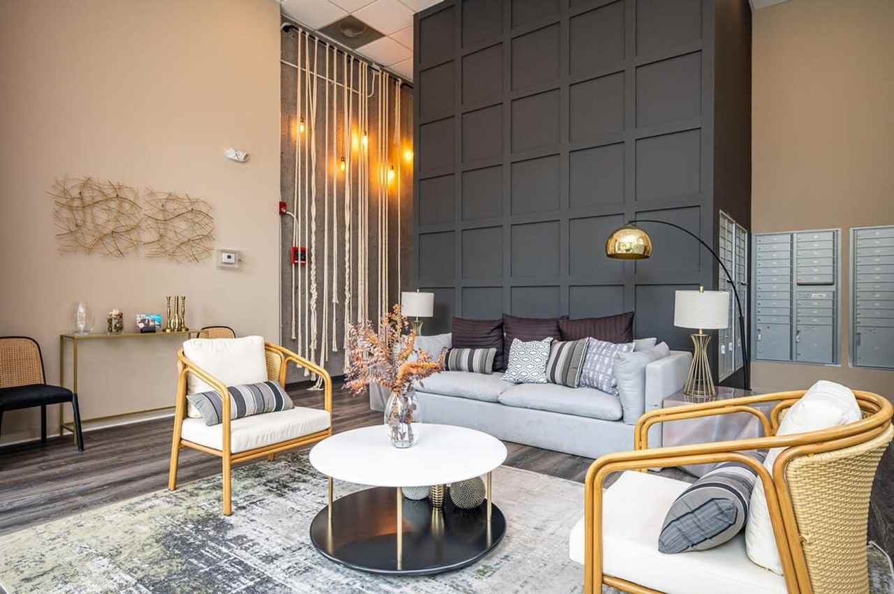 525 Parkway Dr Ne #1299380P - Photo 4 of 32