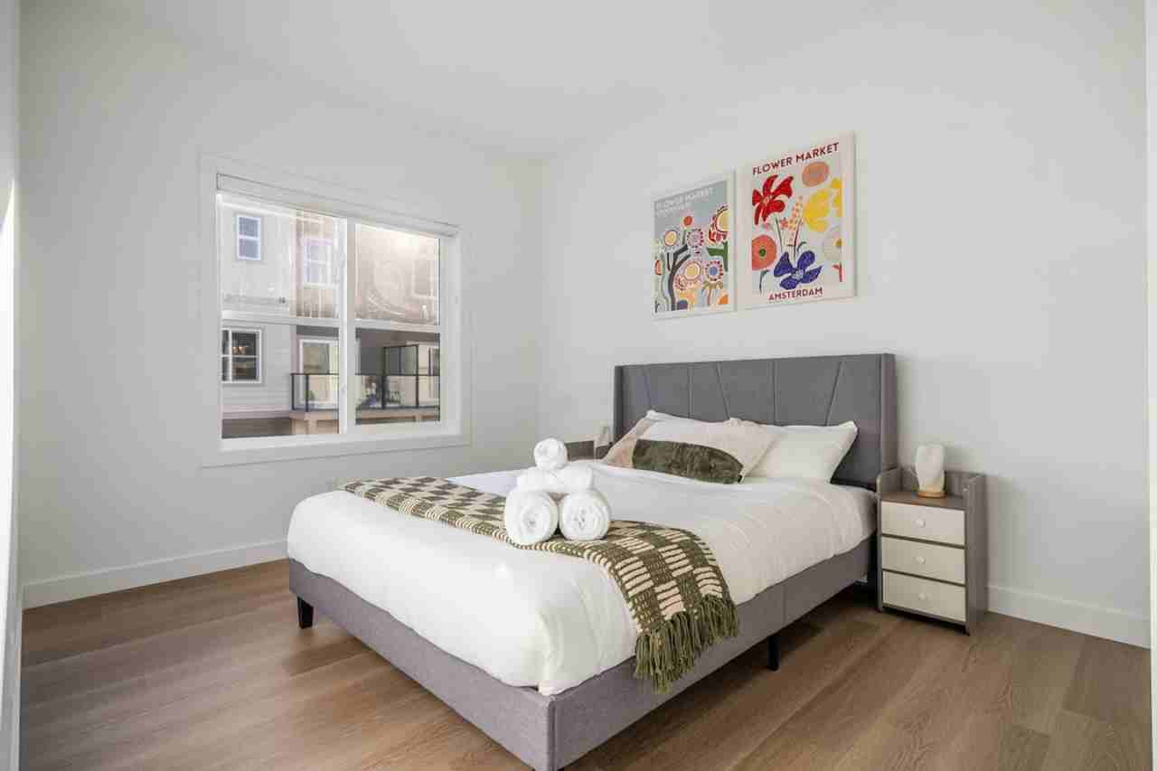 2117 81 St Sw #1314515P - Photo 4 of 29