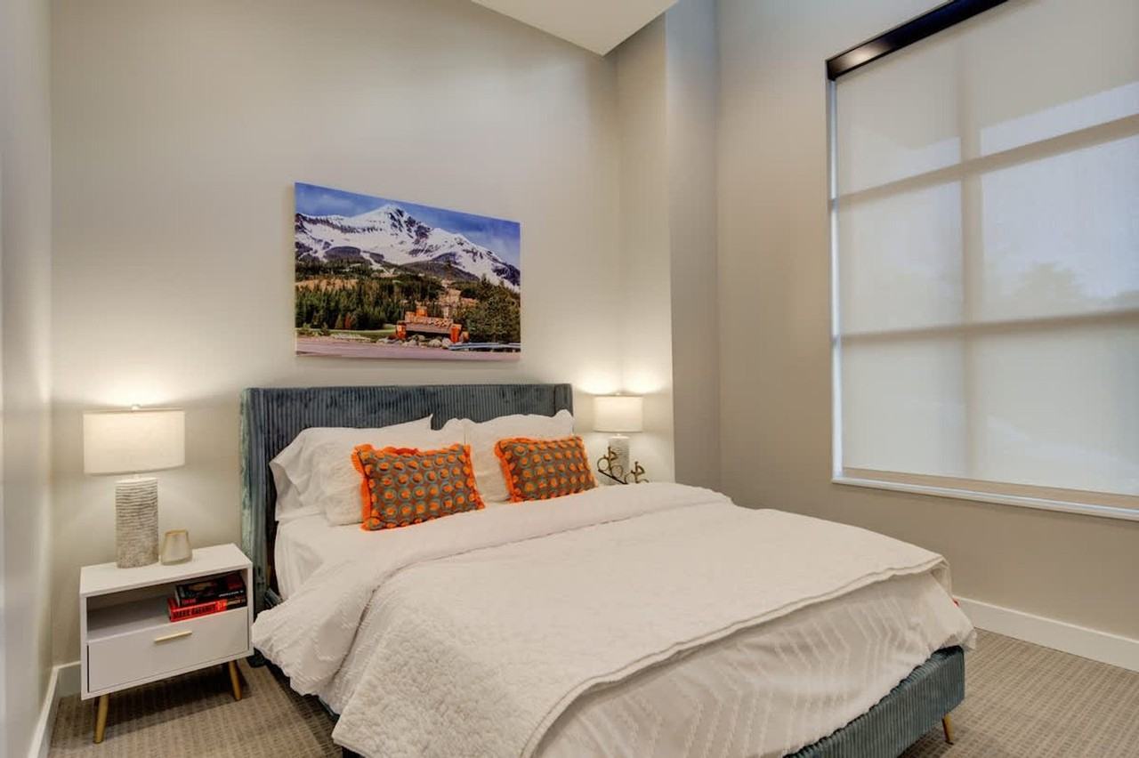 110 West Beall Street - Photo 6 of 86