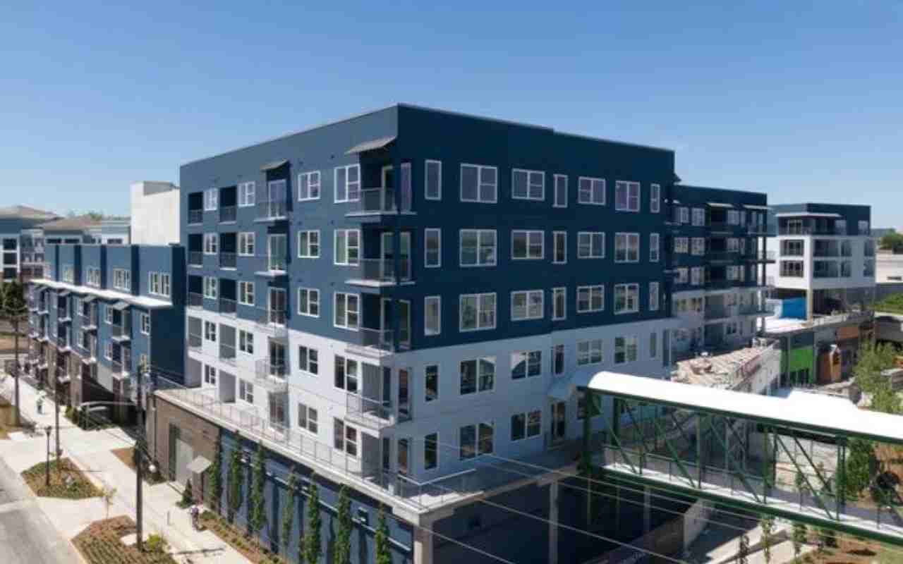 679 Edgewood Ave Ne #1328923P - Photo 7 of 14