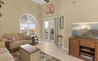 featured image of 8600 Ridgewood Avenue