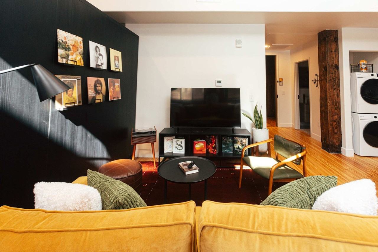 1911 3rd Ave N #1352415P - Photo 2 of 23