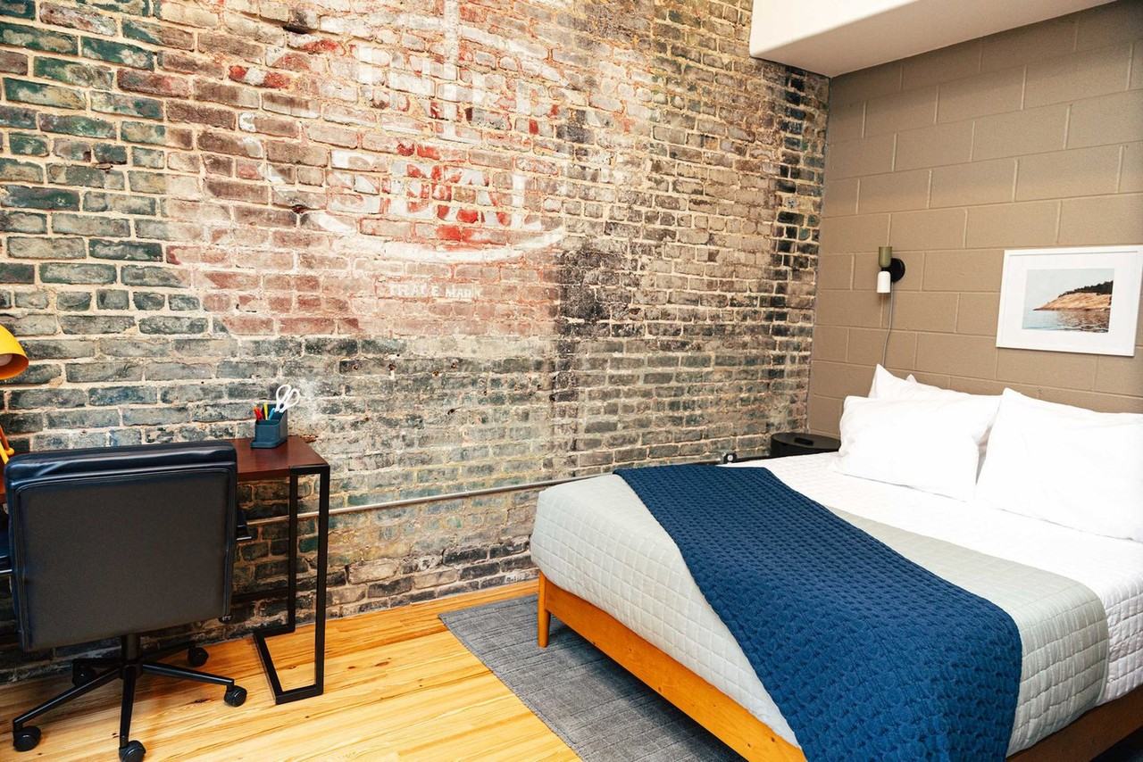 1911 3rd Ave N #1352415P - Photo 7 of 23