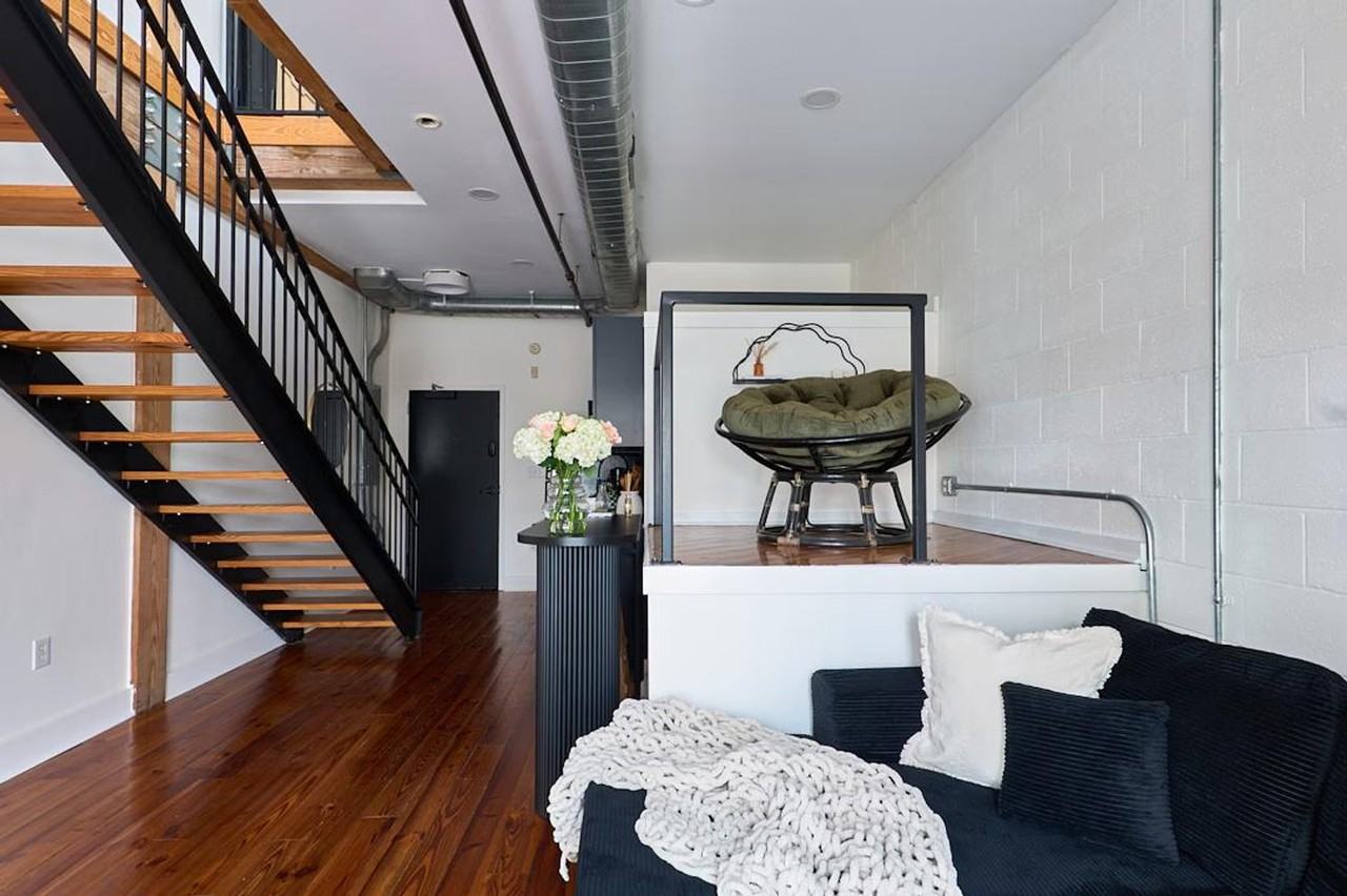 403 E 33rd St #1353814P - Photo 4 of 32