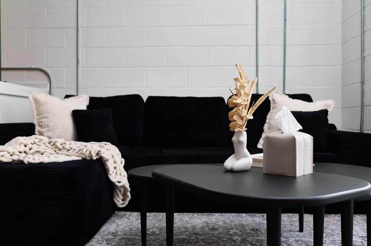 403 E 33rd St #1353814P - Photo 6 of 32