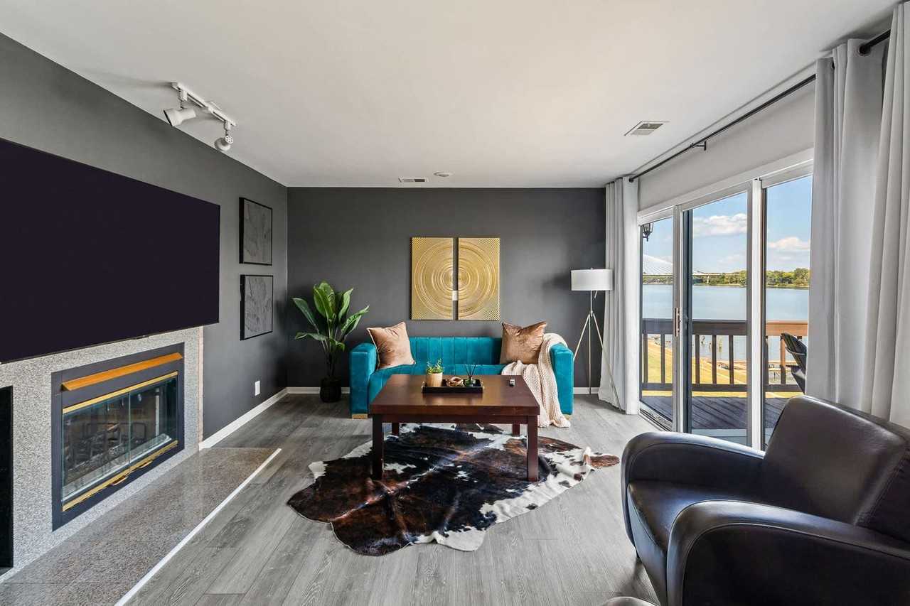 301 S Front St #1354354P - Photo 6 of 50