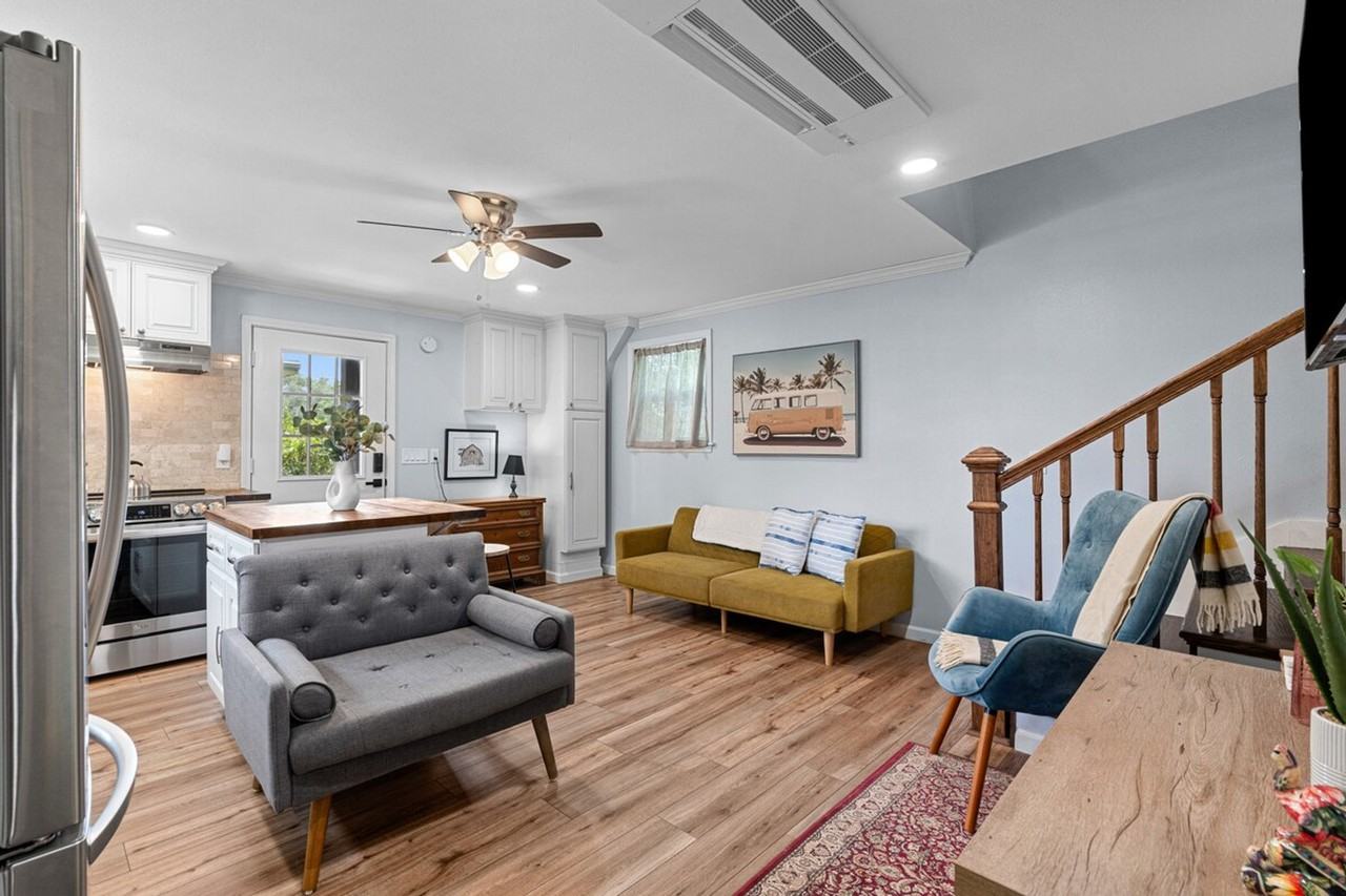 2 Mead Drive - Photo 7 of 71