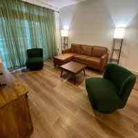 featured image of 1301 Leah Avenue