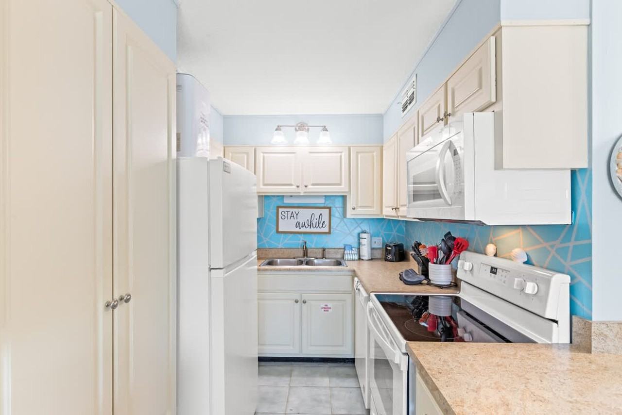 5004 Thomas Dr #1354961P - Photo 7 of 22