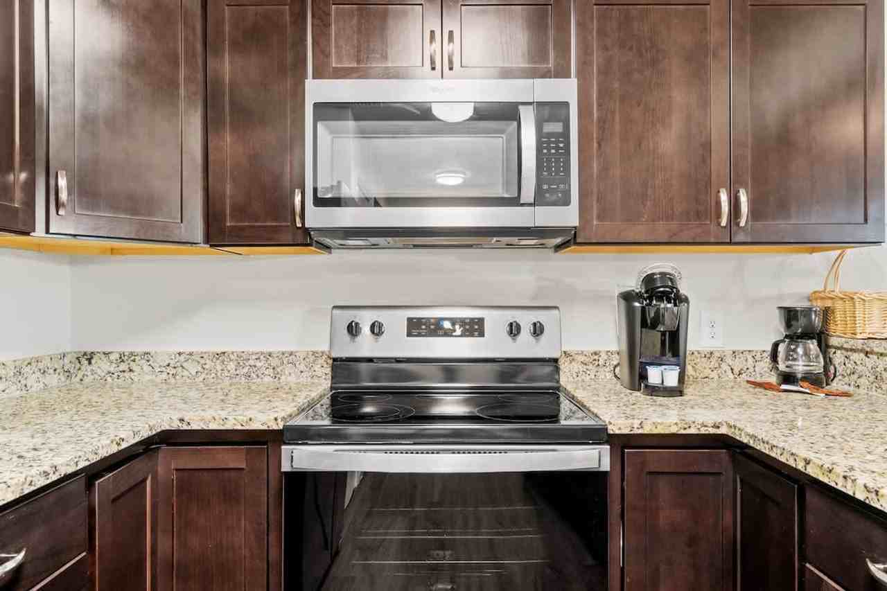 5218 Beach Dr #1354910P - Photo 4 of 14