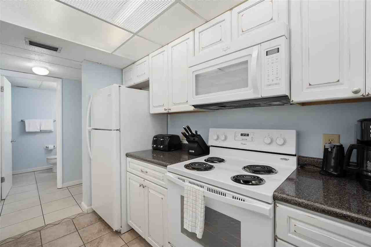 8815 Thomas Dr #1355024P - Photo 4 of 13