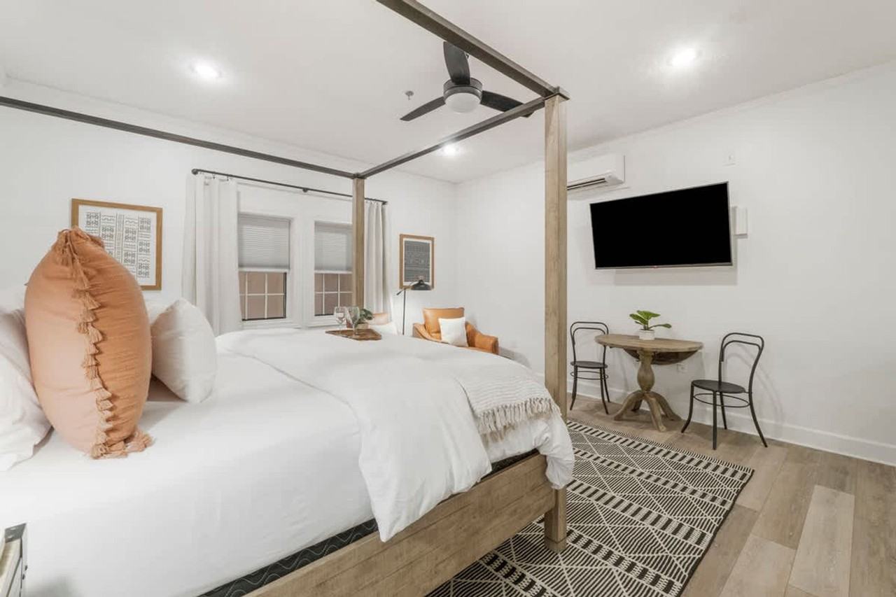 10343 E County Highway 30a #1354904P - Photo 4 of 21