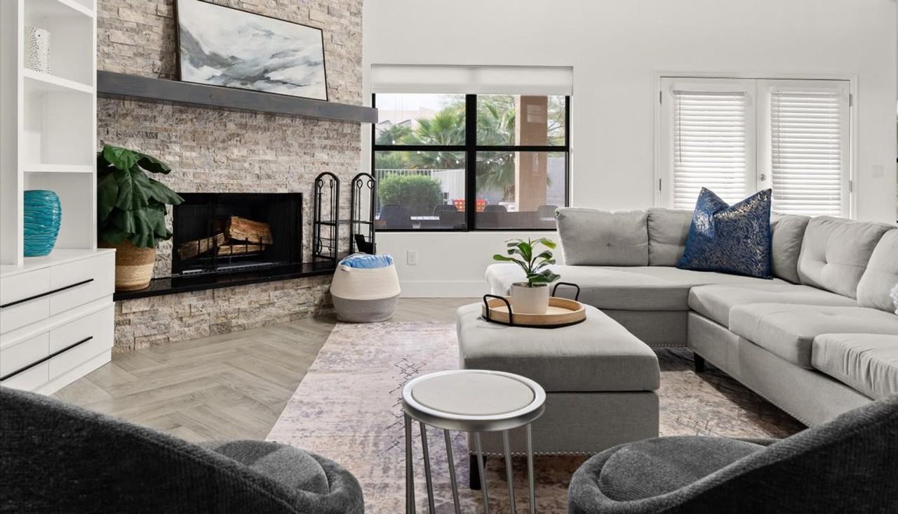 11264 N 128th Pl #1356268P - Photo 2 of 50