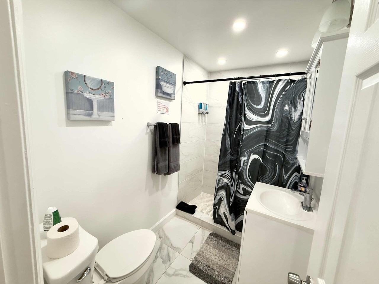 324 Van Buren Street - Photo 3 of 29